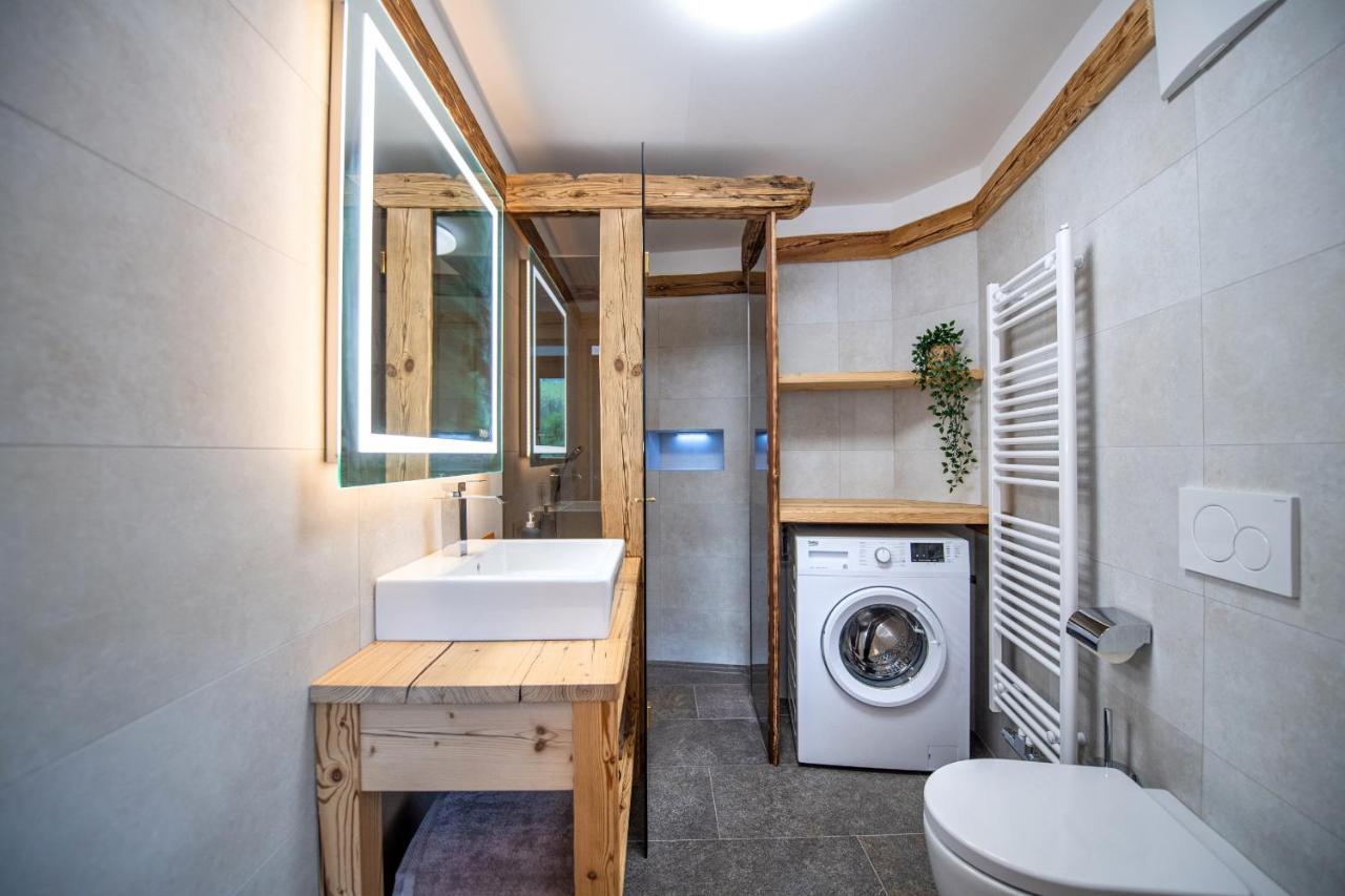 Apartments Berna โอติเซ ภายนอก รูปภาพ
