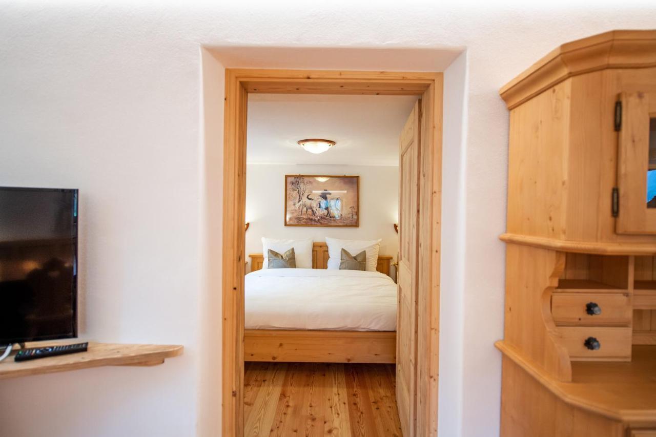 Apartments Berna โอติเซ ภายนอก รูปภาพ